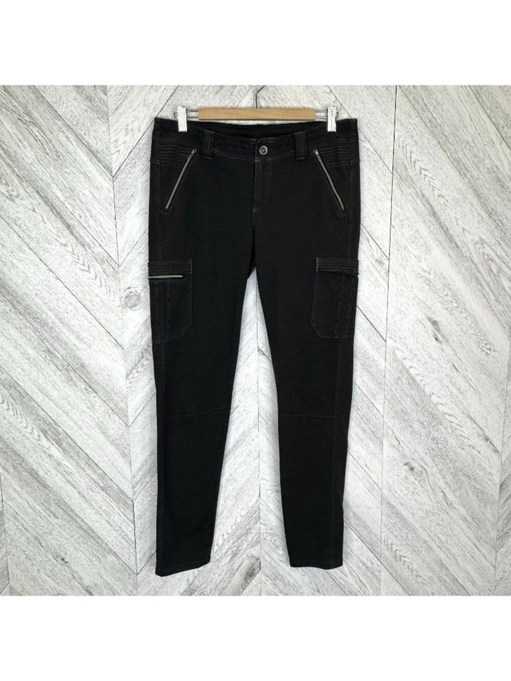 KÜHL Womens Size 10 Stretch Cotton Blend Cargo Pants Zip Pocket Soft 32" Inseam